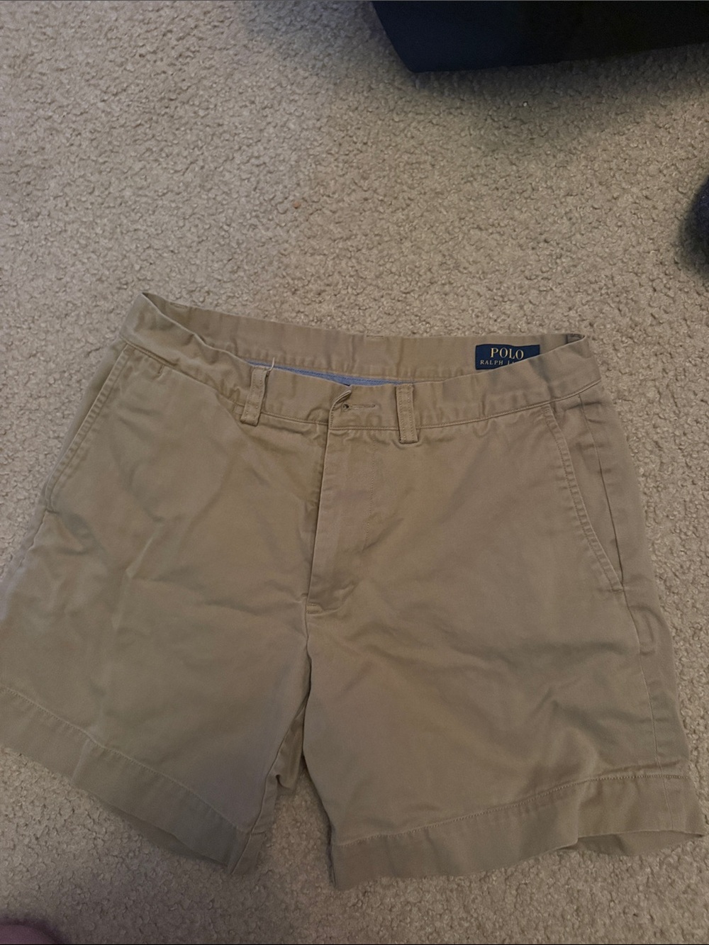 Polo by Ralph Lauren Men's Tan Flat-Front Shorts 6’